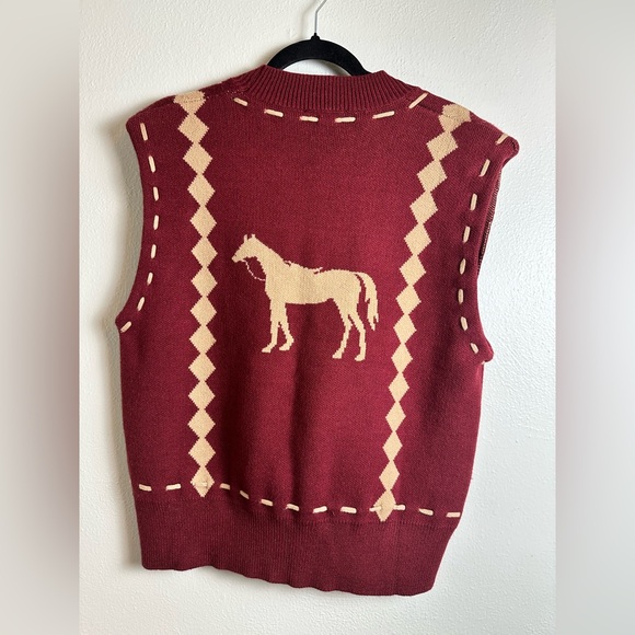 THML Burgundy Horse Sweater Vest Size L Equestrian Cottagecore - Picture 5 of 6